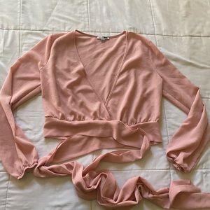 Fashion Nova Tie around top.